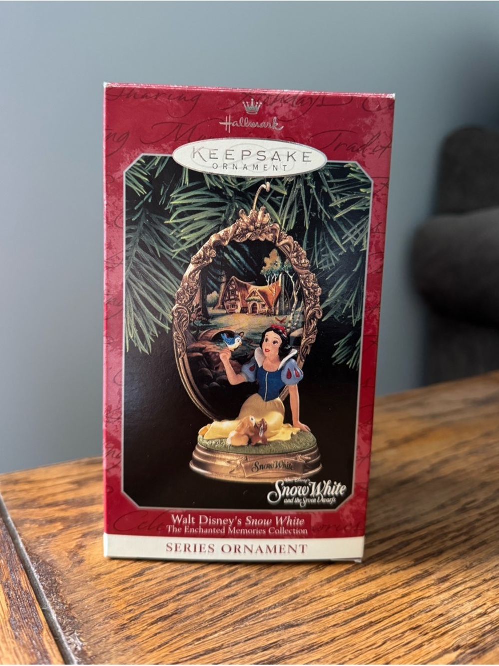 Vintage Hallmark Disney Snow White Ornament with Box